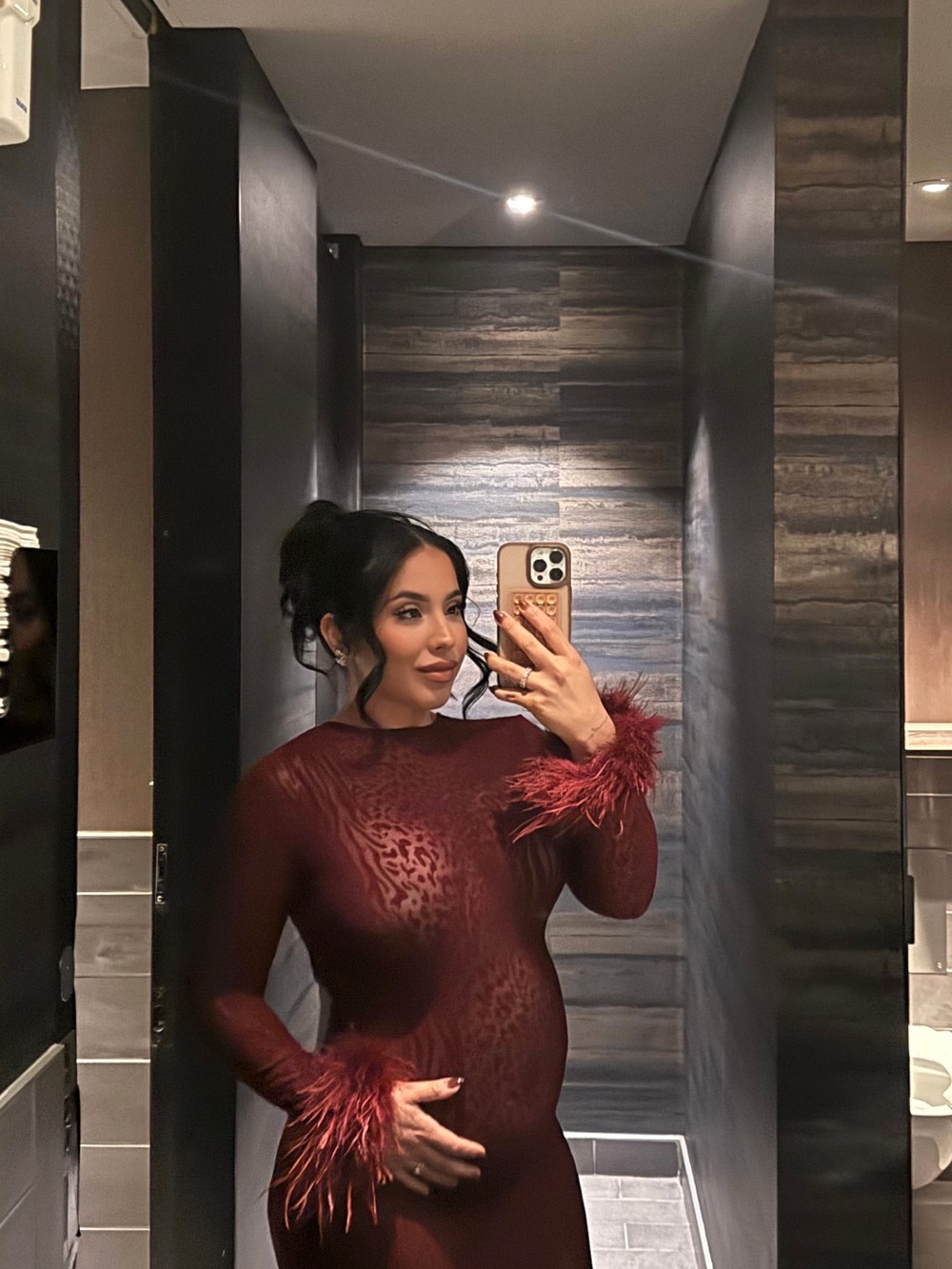 Women’s Burgundy Feather-Cuff Bodycon Dress